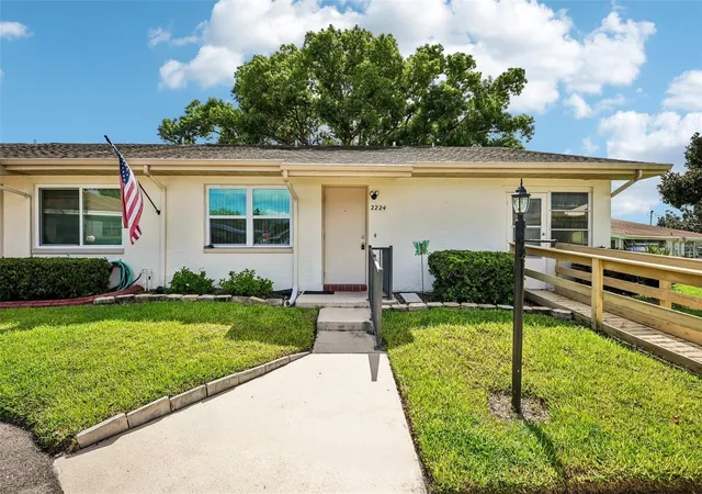 2nd image of 2224 Grenadier Dr, Sun City Center, FL 33573 | MLS# TB8538957