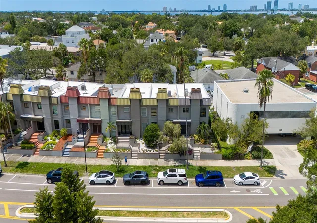 Photo 29 of Townhouse for sale at 164 E Davis Blvd, TAMPA, FL 33606 | MLS# TB8538962 | Listing updated on 2026-10-11