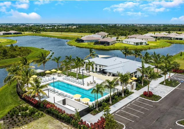 2nd image of 18355 Arbor Vista Dr, Venice, FL 34293 | MLS# TB8538971