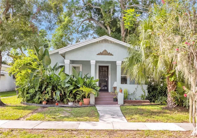 Photo 1 of Multi family home for sale at 1509 Woodward St, Orlando, FL 32803 | MLS# O6433654 | Listing updated on 2026-08-28
