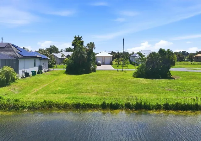 5th image of 16181 Limegrove Ct, Punta Gorda, FL 33955 | MLS# N6145371