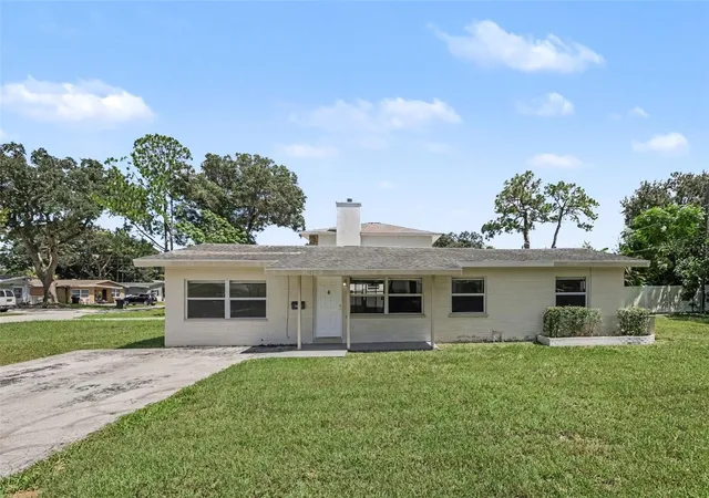 Single family home for sale at 5585 Atlantic Ave N, Saint Petersburg, FL 33703 | MLS# O6433664