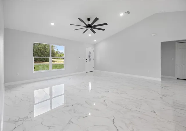 3rd image of 11384 Sw 177Th Ct, Dunnellon, FL 34432 | MLS# OM730437