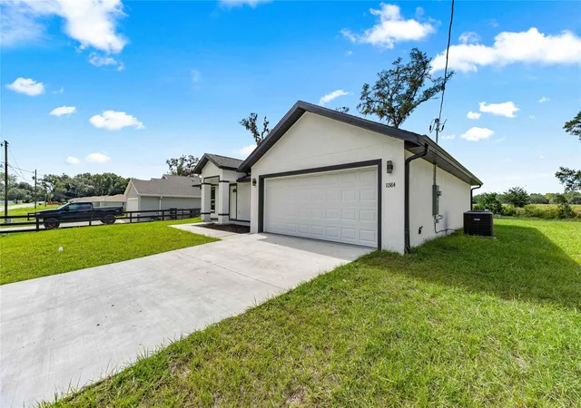 Photo 2 of Single family home for sale at 11384 SW 177th Court, Dunnellon, FL 34432 | MLS# OM730437 | Listing updated on 2026-10-28