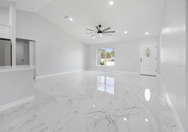 5th image of 11384 Sw 177Th Ct, Dunnellon, FL 34432 | MLS# OM730437