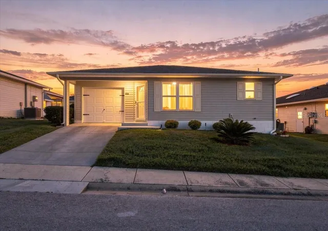 Photo 3 of Single family home for sale at 1837 Prairie Dunes Cir S, Lakeland, FL 33810 | MLS# L4964295 | Listing updated on 2026-08-28