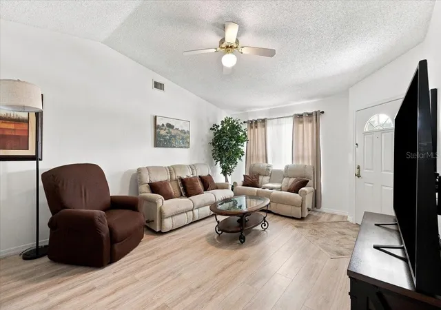Photo 4 of Single family home for sale at 1837 Prairie Dunes Cir S, Lakeland, FL 33810 | MLS# L4964295 | Listing updated on 2026-08-28