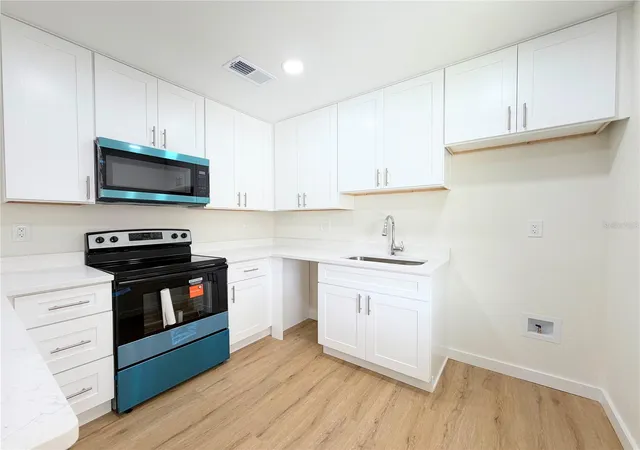 Photo 4 of House for sale at 3956 El Canti Camino, New Port Richey, FL 34655 | MLS# W7888619 | Listing updated on 2026-10-16