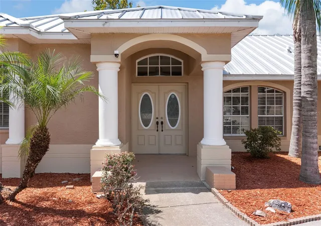 Photo 3 of Single family home for sale at 4653 Mariner Blvd, Spring Hill, FL 34609 | MLS# O6433677 | Listing updated on 2026-09-11