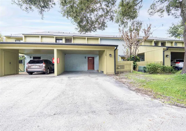 3rd image of 7468 Canford Ct, WINTER PARK, FL 32792