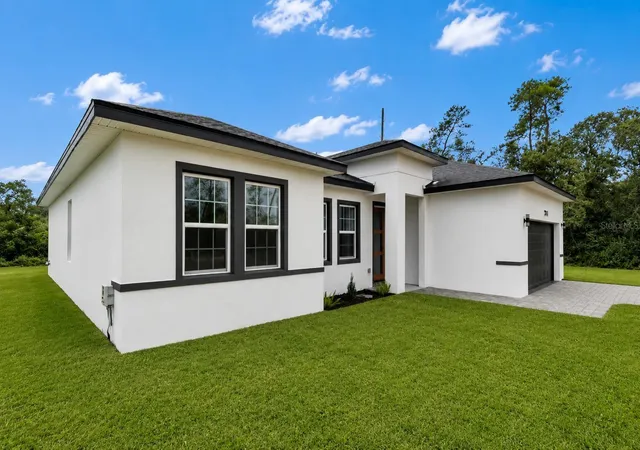 Photo 3 of Single family home for sale at 2200 SW 155th Lane, Ocala, FL 34473 | MLS# O6433681 | Listing updated on 2026-09-01