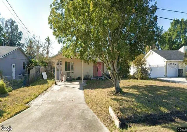 2nd image of 311 42nd Street Ct W, Palmetto, FL 34221 | MLS# A4703016