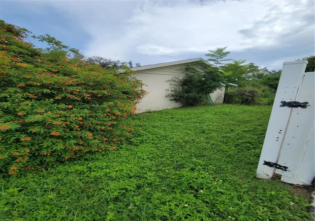 Photo 3 of Single family home for sale at 311 42nd Street Ct W, Palmetto, FL 34221 | MLS# A4703016 | Listing updated on 2026-09-24