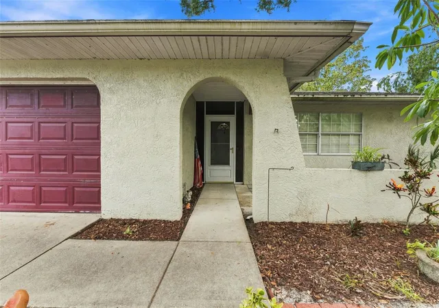 Photo 1 of Sale Pending at 2202 Citrus Hl Ln, Palm Harbor, FL 34683 | MLS# TB8538998 | Listing updated on 2026-10-07