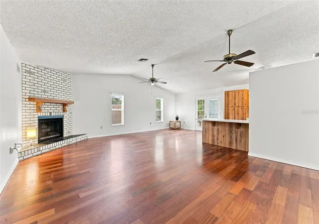 Photo 3 of Sale Pending at 2202 Citrus Hl Ln, Palm Harbor, FL 34683 | MLS# TB8538998 | Listing updated on 2026-10-07