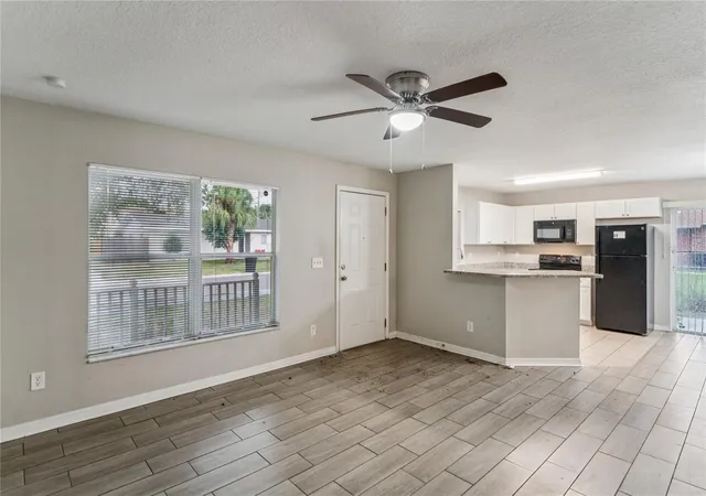 Photo 2 of Sale Pending at 1113 Union St S, Saint Petersburg, FL 33712 | MLS# TB8539003 | Listing updated on 2026-10-30