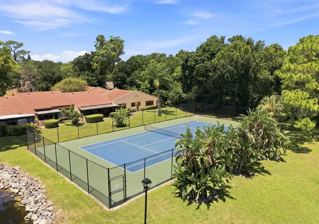 Listing Photo 2 - Condo for sale in building located at 9683 86Th Ave, SEMINOLE, FL 33777 - Unit #