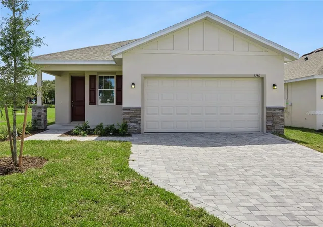 Single family home for sale at 3780 Watercliff Cir, GRAND ISLAND, FL 32735 | MLS# O6433693