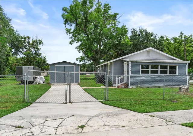 5th image of 204 Pine Ave, Polk City, FL 33868 | MLS# O6433695