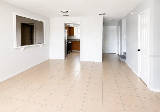 image of 2434 Rio Pinar Lakes Blvd, Orlando, FL 32822 | MLS# S5155652