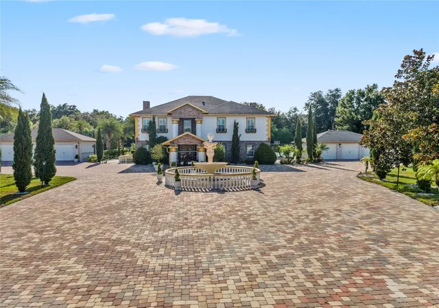 3rd image of 34417 Donna Vista Pl, Eustis, FL 32736 | MLS# O6433706