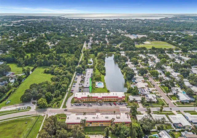 2nd image of 1301 S Hercules Ave, CLEARWATER, FL 33764