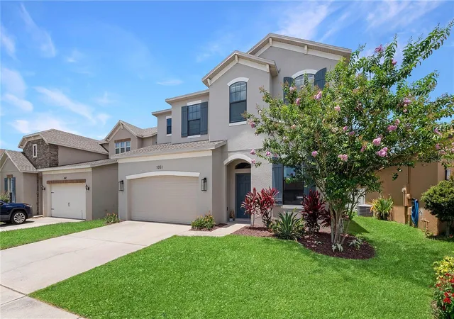Photo 2 of Single family home for sale at 1051 Wax Myrtle Ave, Minneola, FL 34715 | MLS# G5116481 | Listing updated on 2026-09-15