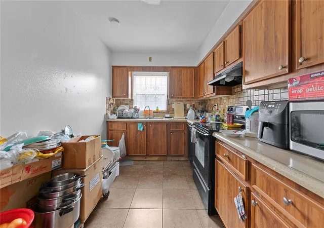 Photo 3 of Single family home for sale at 8412 N Grady Ave, Tampa, FL 33614 | MLS# A4703026 | Listing updated on 2026-09-24