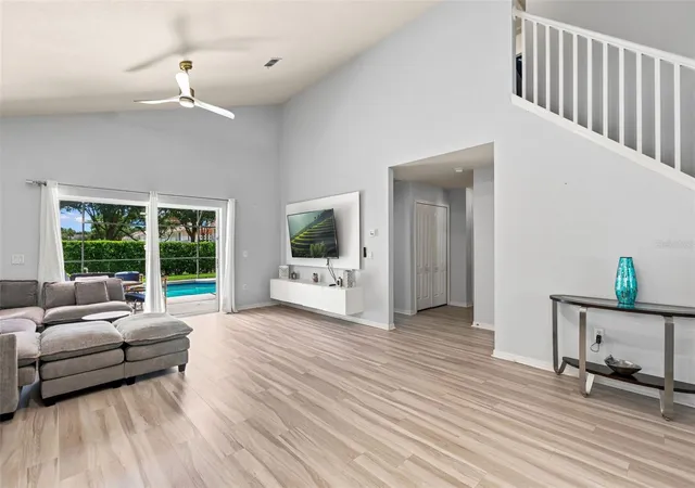 Photo 4 of Single family home for sale at 17845 Woodcrest Wy, Clermont, FL 34714 | MLS# S5155656 | Listing updated on 2026-10-08