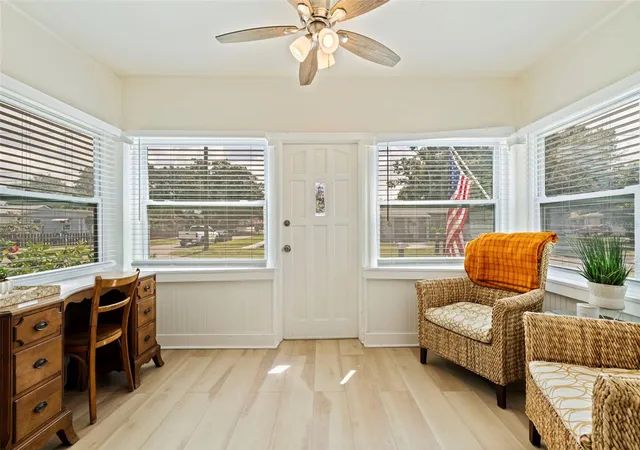 Photo 2 of Single family home for sale at 1601 54Th St S, Gulfport, FL 33707 | MLS# TB8539030 | Listing updated on 2026-10-29