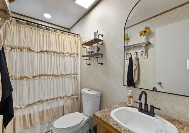 Photo 3 of Manufactured home for sale at 140 SW Spaulding Ct, Fort White, FL 32038 | MLS# GC542757 | Listing updated on 2026-10-21