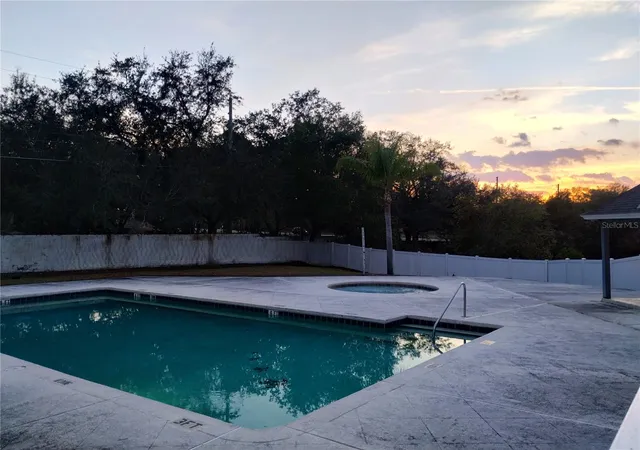 Photo 4 of Single family home for sale at 1716 Chatham Cir, Apopka, FL 32703 | MLS# O6433728 | Listing updated on 2026-09-29