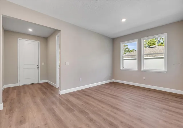 5th image of 188 Persimmon Dr, Palm Coast, FL 32164 | MLS# O6433731