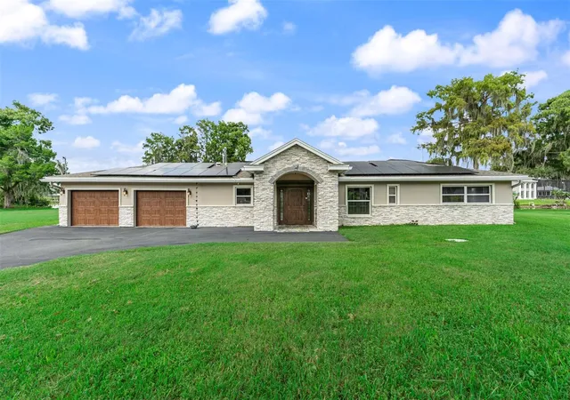 1st image of 1002 Loves Point Dr, Leesburg, FL 34748 | MLS# O6433733