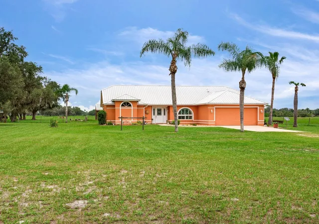 3rd image of 9111 Lake Buffum Rd N, Fort Meade, FL 33841 | MLS# TB8539042