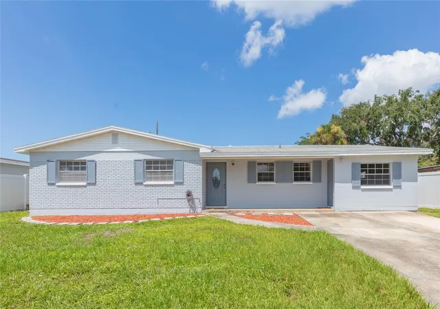 Photo 1 of Single family home for sale at 4524 Picadilly St, Tampa, FL 33634 | MLS# TB8539047 | Listing updated on 2026-10-02