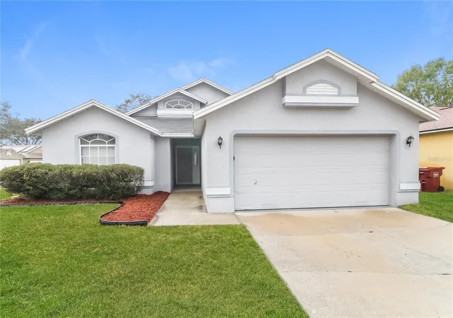 1st image of 4630 Copper Ln, Plant City, FL 33566 | MLS# C7529596