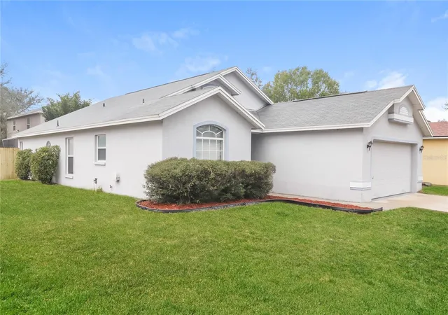 2nd image of 4630 Copper Ln, Plant City, FL 33566 | MLS# C7529596