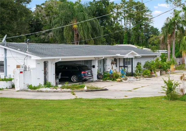 3rd image of 8414 N Grady Ave, Tampa, FL 33614 | MLS# A4703036