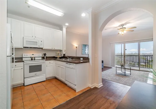 Photo 5 of Condo for sale at 14200 Avalon Rd #406, Winter Garden, FL 34787 | MLS# O6433742 | Listing updated on 2026-09-01