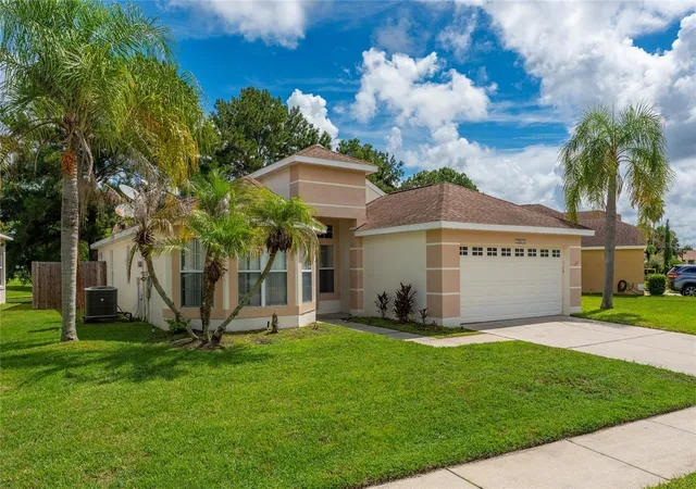3rd image of 13617 Emeraldview Dr, Orlando, FL 32828 | MLS# O6433744