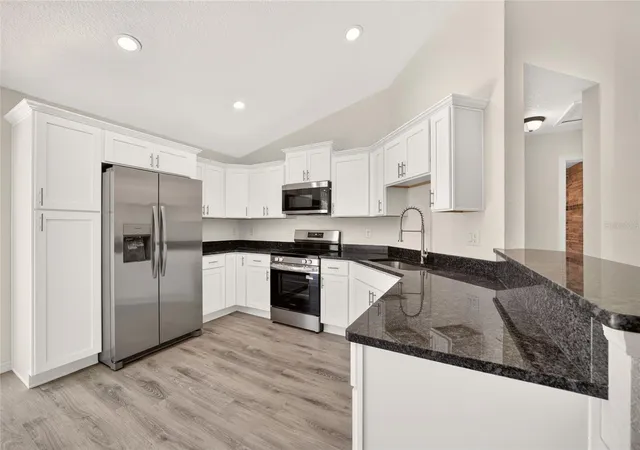 5th image of 7 Cypress Rd, Ocala, FL 34472 | MLS# OM730451