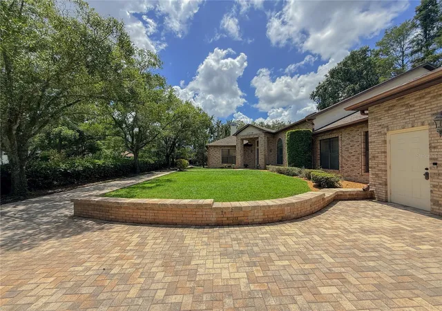5th image of 11708 Orange Grove Dr, Tampa, FL 33618 | MLS# TB8539070