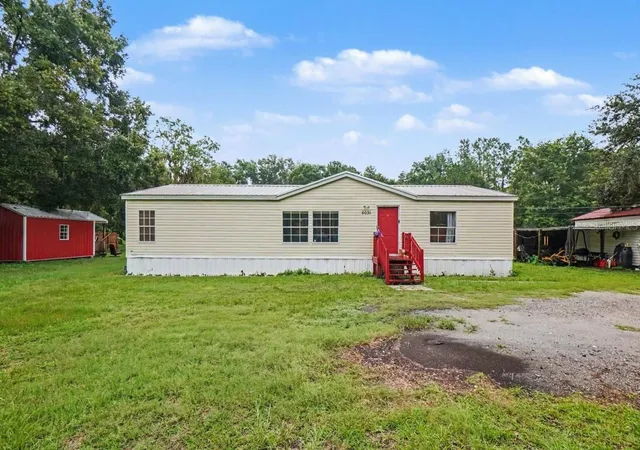 2nd image of 5031 Elm Dr, Lakeland, FL 33810 | MLS# A4703038