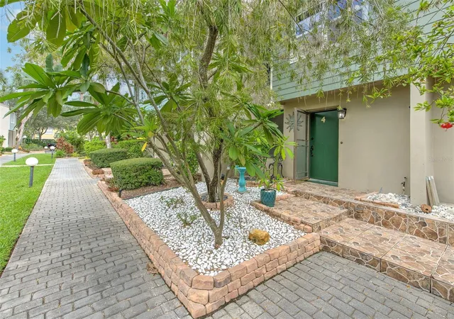 4th image of 1028 Apollo Bch Blvd, APOLLO BEACH, FL 33572