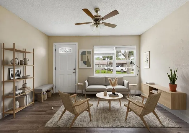 Photo 3 of Single family home for sale at 4788 Pleasant Valley Ct, Orlando, FL 32811 | MLS# O6433761 | Listing updated on 2026-08-15