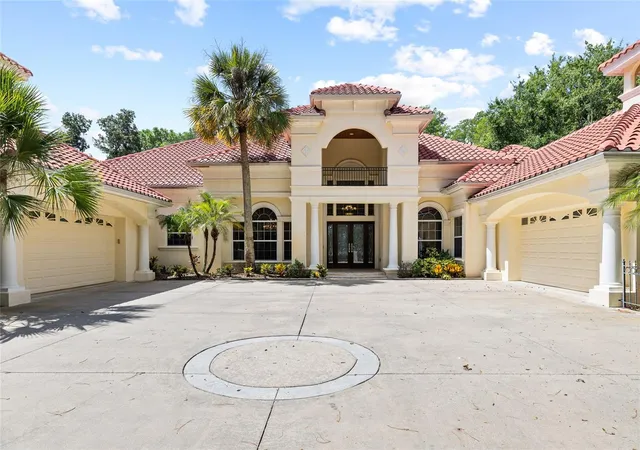 5th image of 6800 Wisteria Loop, Land O Lakes, FL 34638 | MLS# TB8539087