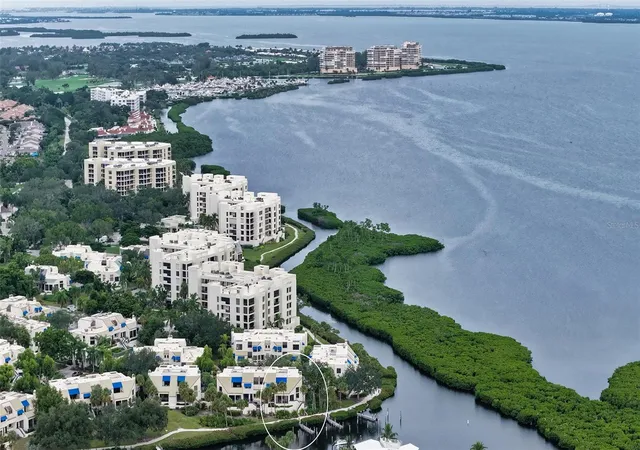 Photo 2 of Townhouse for sale at 1916 Harbourside Dr #804, Longboat Key, FL 34228 | MLS# A4703045 | Listing updated on 2026-10-09