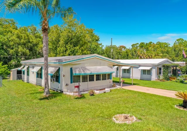 Photo 3 of Manufactured home for sale at 1157 Capella Dr, Tavares, FL 32778 | MLS# G5116488 | Listing updated on 2026-09-06