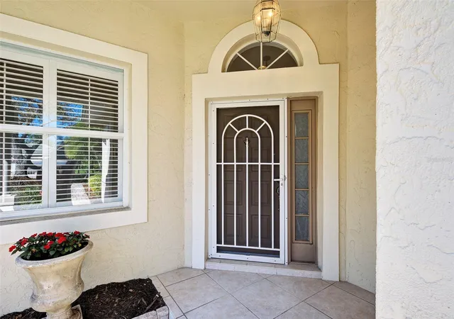 Photo 3 of Single family home for sale at 311 Lansbrook Dr, Venice, FL 34292 | MLS# A4703047 | Listing updated on 2026-09-02